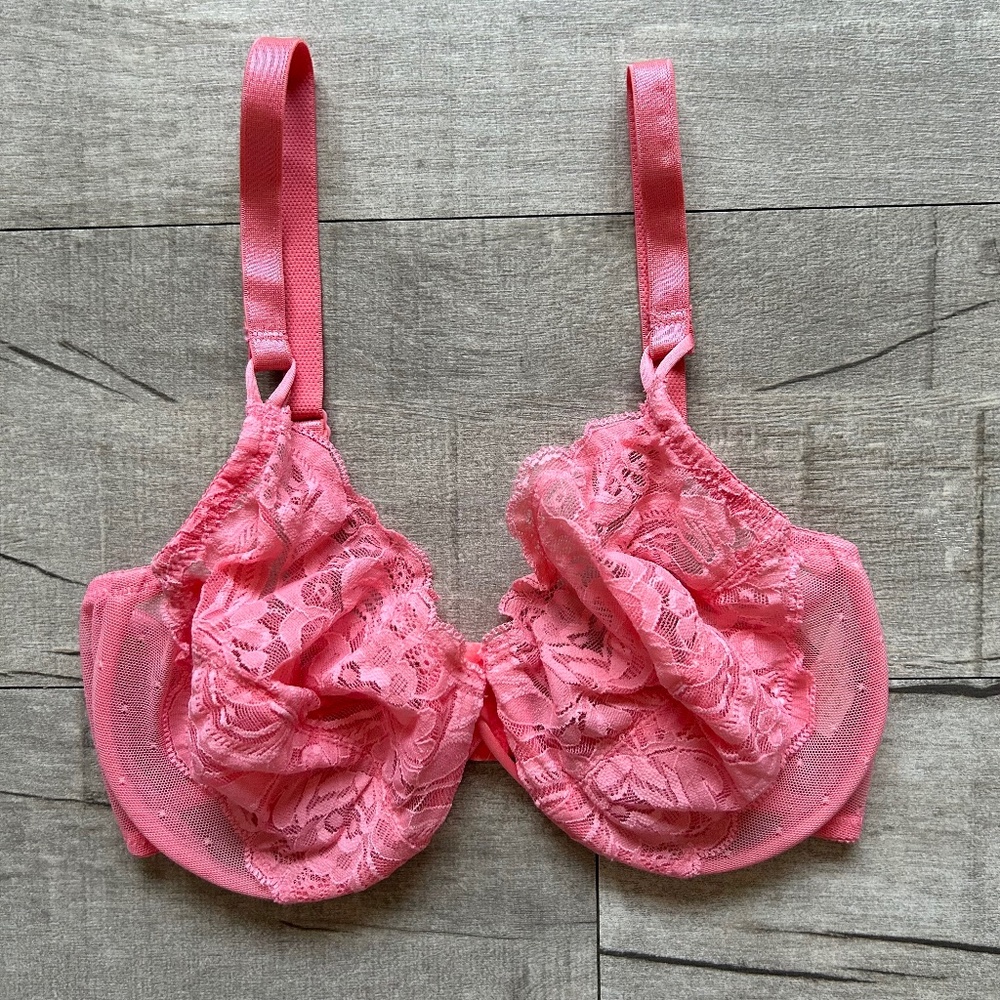 Vintage Victoria's Secret Gold Label Coral Pink Underwire Lace Unlined Bra 32D